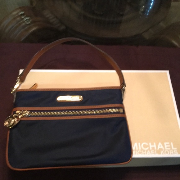 Michael Kors Blue Nylon Wristlet - Picture 1 of 8